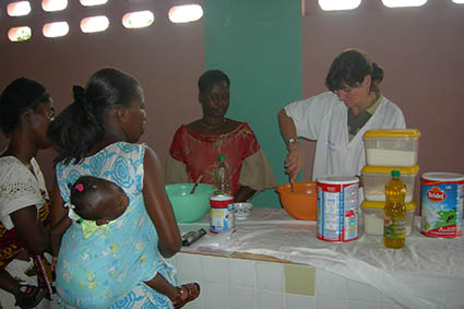 Farmaceuticos en Accion Costa de Marfil Abidjan Papillas