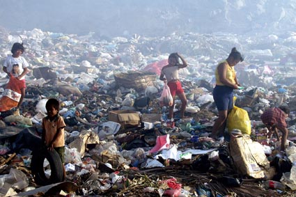 Farmaceuticos en Accion Nicaragua Basurero